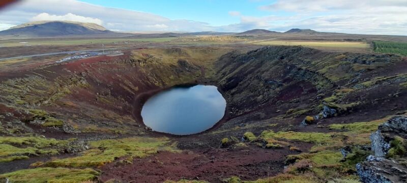 Private Golden Circle Tour and Snowmobiling Adventure - Key Points