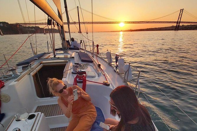 Private Golden Hour Boat Tour - Best Exclusive Sunset Sailing - A Detailed Look at the Sunset Sailing Experience