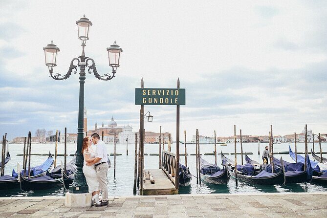 Private Gondola ride and Photo Session in Venice. - Private Gondola Ride and Photo Session in Venice
