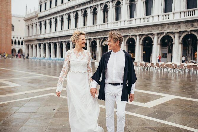 Private Gondola ride and Photo Session in Venice. - FAQ