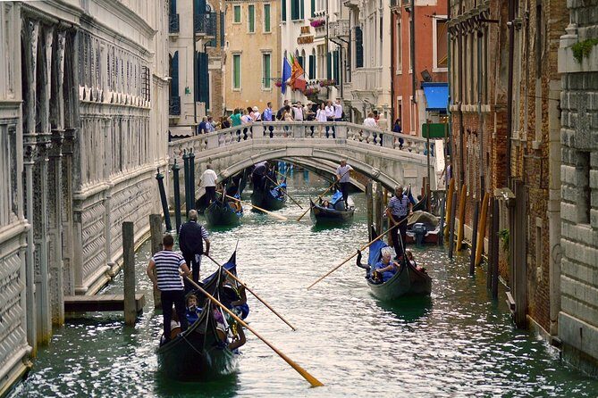 Private Gondola Serenade with Music - The Itinerary: What to Expect