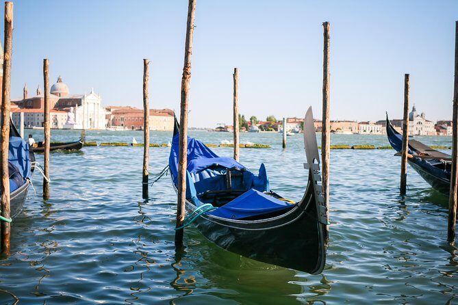 Private Gondola Tour - Venice’s Canals from a New Perspective: The Private Gondola Tour
