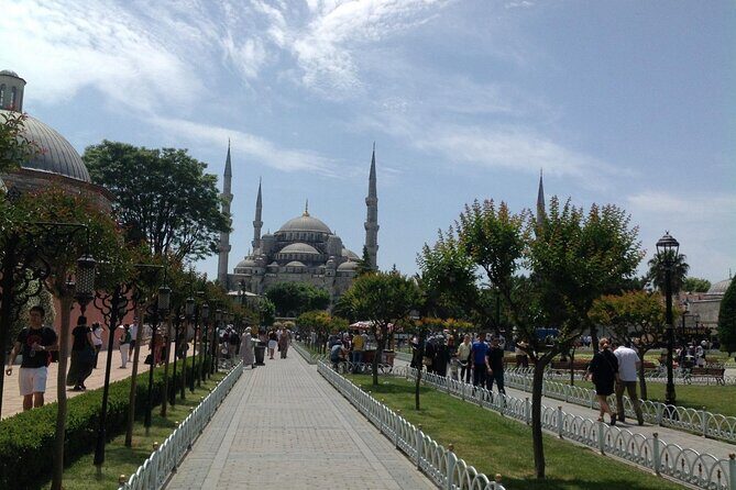 Private Guide in Istanbul in Spanish - Frequently Asked Questions