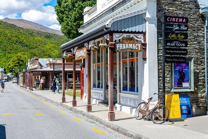 Private Guided Arrowtown and Surrounds Tour - Experience Queenstown’s Charm with the Private Guided Arrowtown and Surrounds Tour