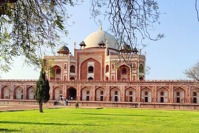 Private Guided City Tour in Old and New Delhi - An In-Depth Look at the Delhi Private Tour
