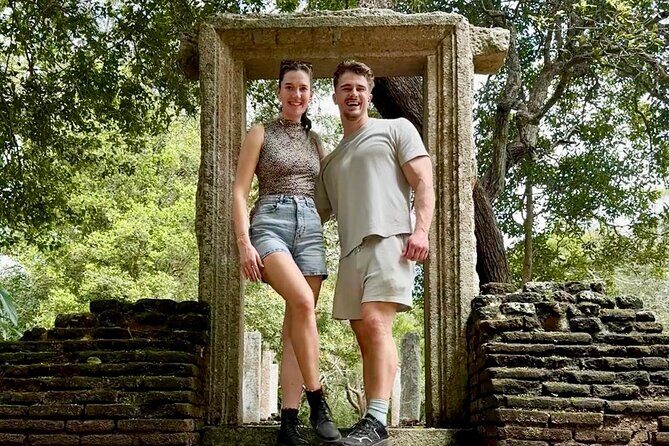 Private Guided Day Tour in Anuradhapura By Lucky - Key Points