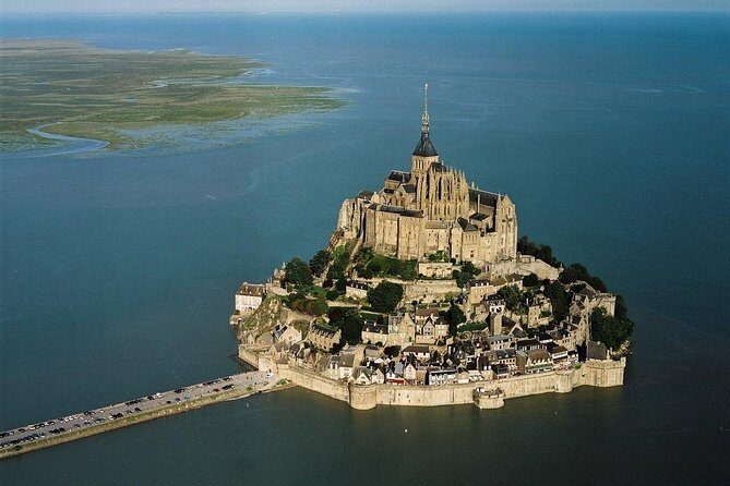 Private Guided Day Tour of Mont St-Michel from Paris - Analyzing the Value
