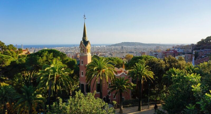 Private Guided Family Walking Tour in Barcelona - Engaging Meta Description
