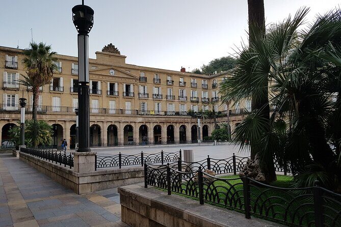 Private Guided Full-Day Walking Tour in Bilbao - The Sum Up