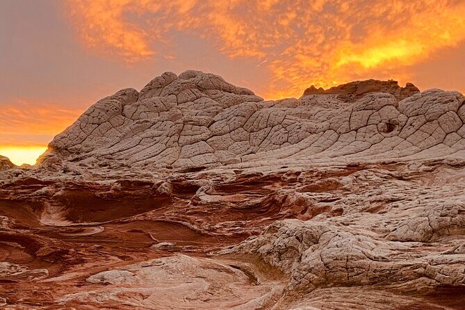 Private Guided Hike through White Pocket Off Road Activity - The Sum Up