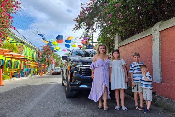Private Guided Island Tour in Nassau Bahamas -Free Wifi & Drinks - Key Points