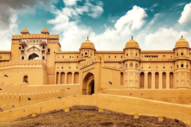 Private Guided Jaipur Tour: Amber Fort,City Palace, Water Palace - The Experience: Practical Insights