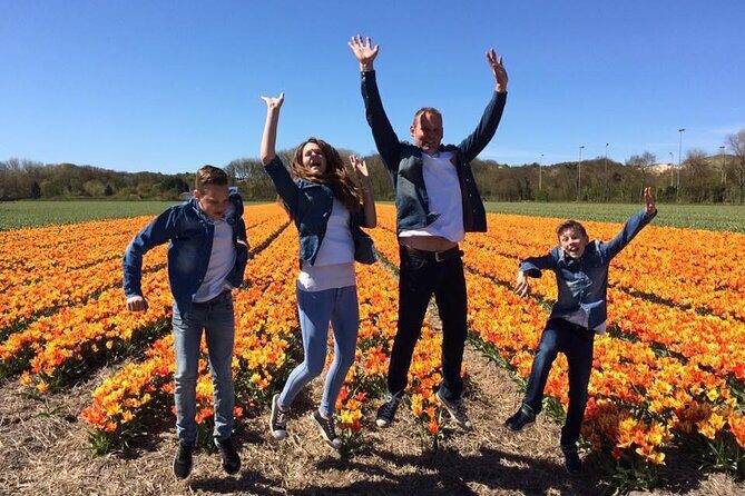 Private Guided Keukenhof Gardens and Zaanse Schans Tour - The Full Experience: What to Expect