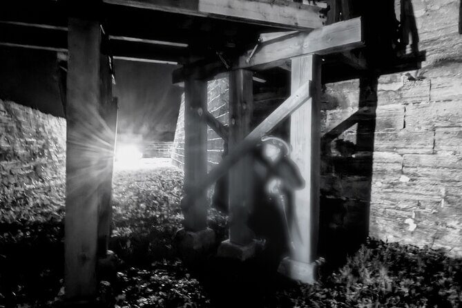 Private Guided Night Photo Adventures in St. Augustine - Stop 4: Bin 39 (City Gate Plaza)