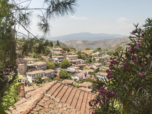 Private Guided Sirince Village And Ephesus Tour From Kusadasi - Exploring the Authentic Flavors and Ruins of Kusadasi: Private Guided Sirince Village and Ephesus Tour