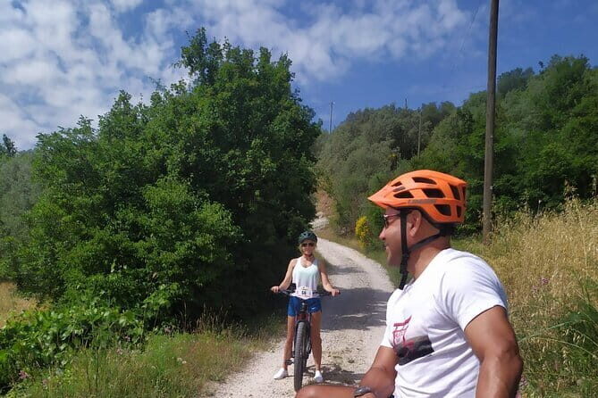 Private Guided Tour by E-Bike and Electric MTB in Fiesole - Key Points