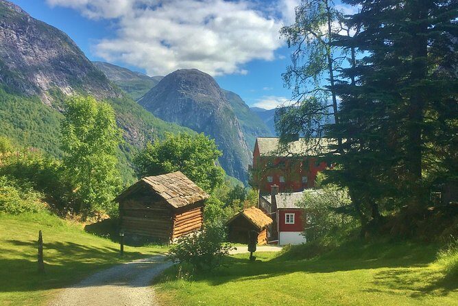 PRIVATE GUIDED TOUR: Highlights of Norway  Trip to the Sognefjord  SUMMER - FAQs