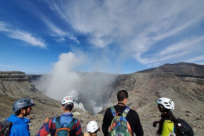 Private guided tour: Mt. Aso volcano, grasslands, Aso Shrine - Key Points