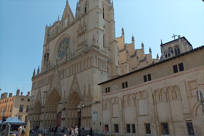 Private guided tour of Lyon - 3 to 4 hours - Frequently Asked Questions