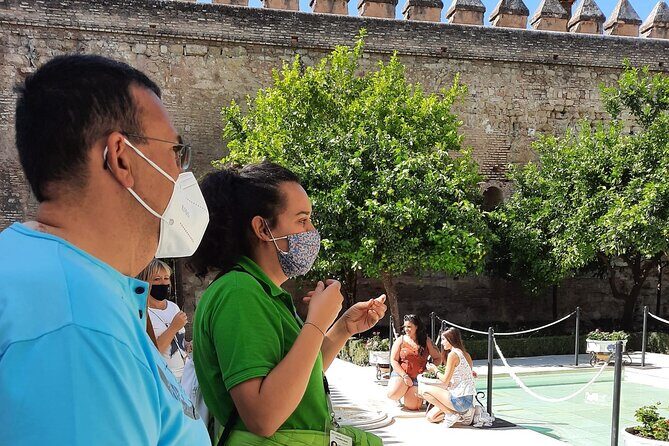 Private guided tour of the Alcazar de los Reyes Cristianos - FAQs