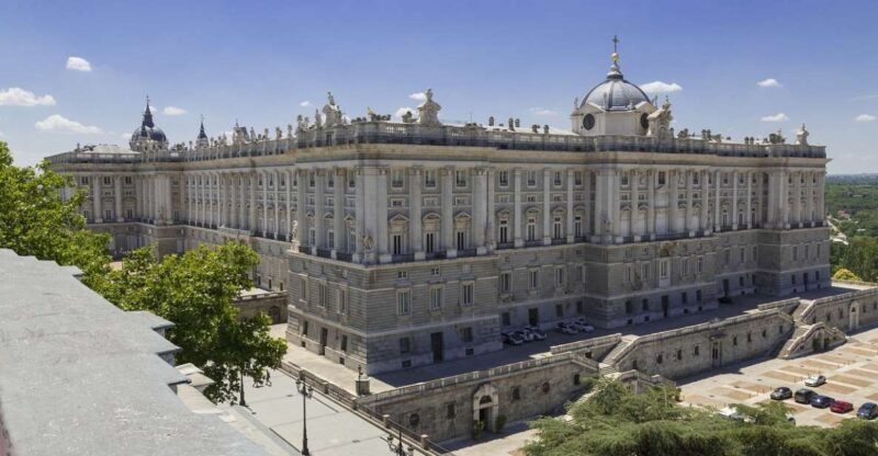 Private guided tour Royal Palace & Royal Collections Gallery - Exploring Madrid’s Royal Heritage: A Review of the Private Guided Tour of the Royal Palace & Royal Collections Gallery