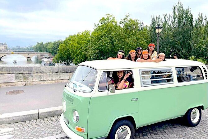 Private Guided Tour with Classic Van in Paris - Key Points