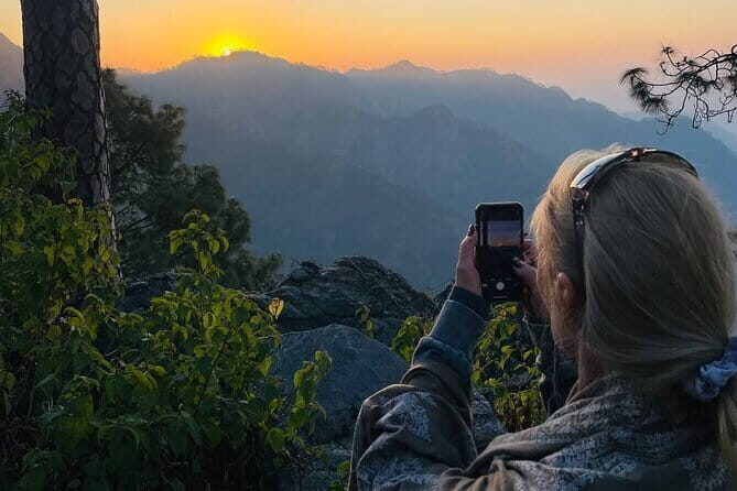 Private Guided Trek to Kunjapuri Temple & Waterfall at Sunrise - Exploring the Kunjapuri Sunrise Trek: An Authentic Morning in Rishikesh