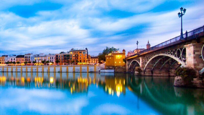 Private Guided Walking Tour in Seville (1h tapas tour) - Detailed Review of the Tour Experience