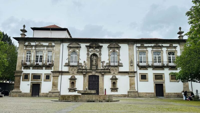 Private Guimarães & Braga Experience:From Porto All-Included - An In-Depth Look at the Tour Experience