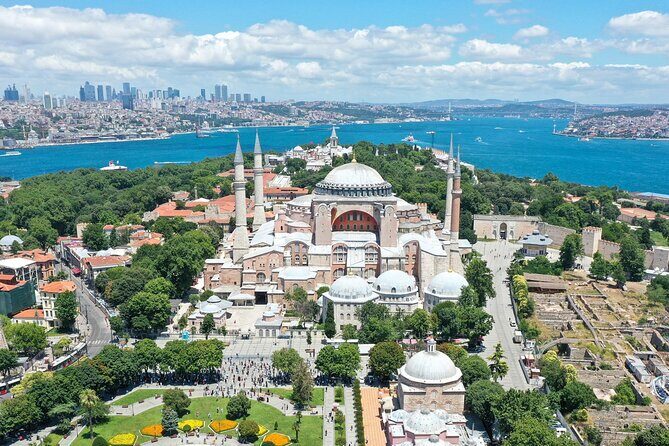 Private Hagia Sophia Sultanahmet Blue Mosque Cistern Grand Bazaar - Experience the Best of Istanbul on a Private Guided Tour