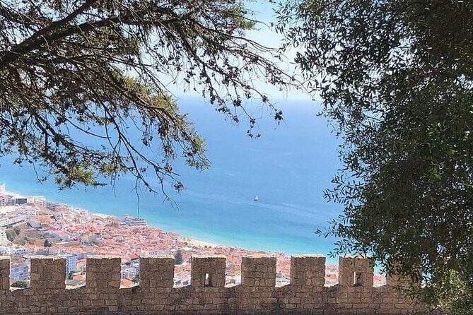 Private Half Day Arrabida Tour with Wine Tasting in Sesimbra - Discovering Traditional Tile Craftsmanship