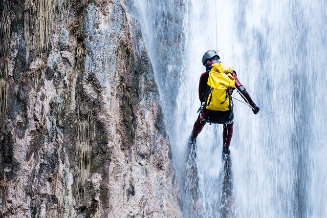 Private Half Day Canyoning Tour in Gordona - Key Points