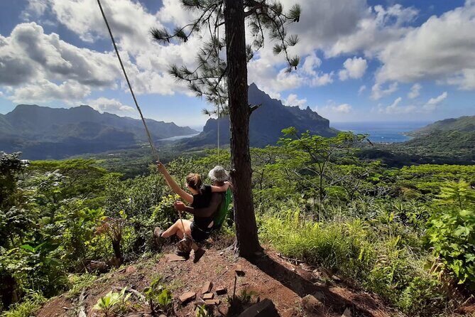 Private Half-Day Hike in the Opunohu Valley in Moorea - Exploring Moorea’s Opunohu Valley: An Authentic Half-Day Hike