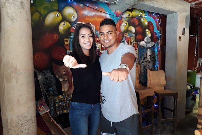 Private Half-Day Medellín Graffiti Tour Including Metrocable - Key Points