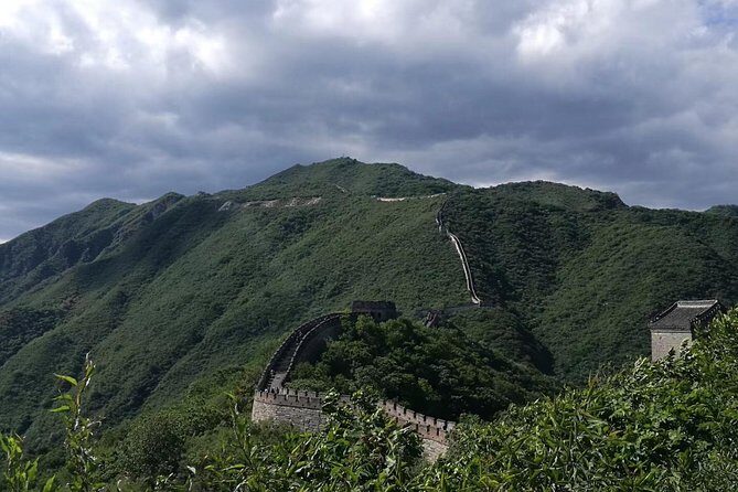 Private Half-Day Mutianyu Great Wall Tour including Round Way Cable Car or Toboggan - Key Points