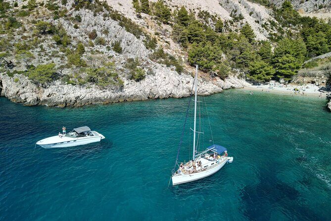 Private - Half Day Sailing from Hvar on a modern sail yacht (up to 8 travellers) - The Boat and Crew Experience