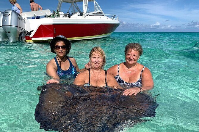 Private Half Day Stingray City, Snorkeling and Starfish Beach Tour - A Closer Look at the Experience