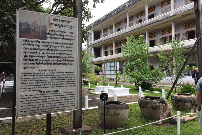 Private Half Day To Killing Field & S21 Genocidal Museum in Phnom Penh - Key Points