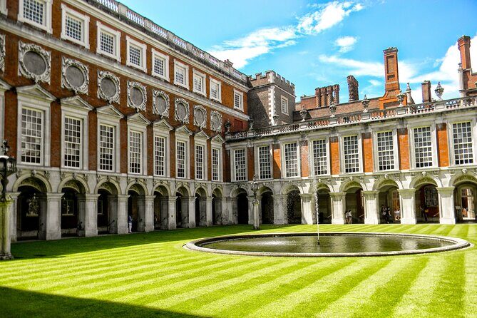 Private Half-Day Tour of Hampton Court - Exploring Hampton Court Palace: A Detailed Review