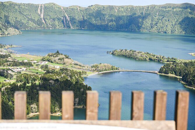 Private Half-Day Tour to Sete Cidades São Miguel Island - Key Points