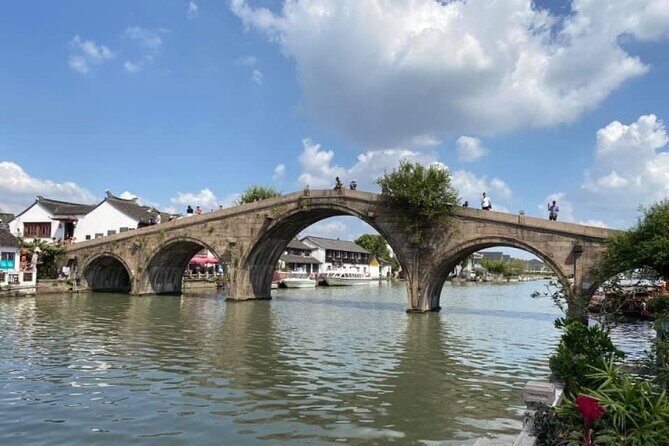 Private Half Day Tour: Zhujiajiao Water Town with Gondola Ride - Key Points