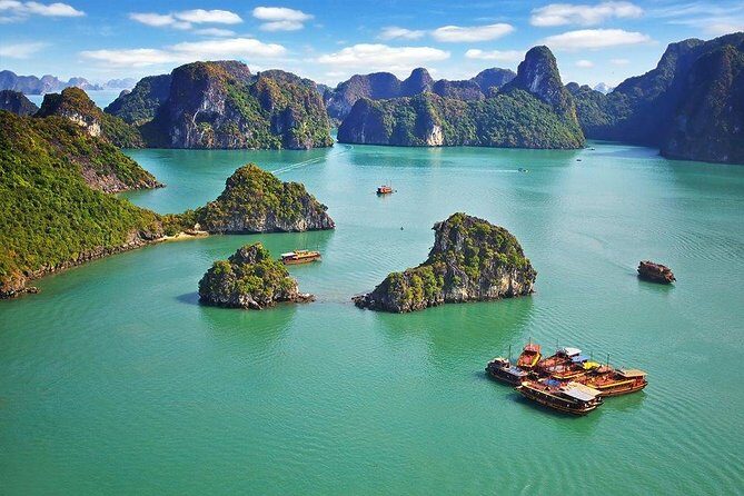Private Halong Bay In Day - A Deep Dive into the Halong Bay Private Day Tour