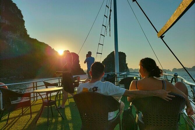 Private Halong Bay Tour With Lunch, Cave, Kayaking, Swimming - Highway Transfer - The Sum Up: A Well-Rounded, Authentic Day of Exploration