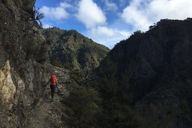 Private Hawkes Bay Geothermal Hot Pools Hike - FAQ