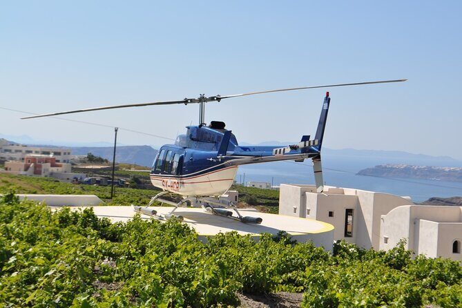 Private Helicopter Transfer from Crete to Santorini - Quick, Luxurious, and Convenient: Private Helicopter Transfer from Crete to Santorini