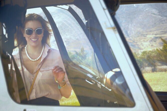 Private Helicopter Transfer from Santorini to Paros - Key Points