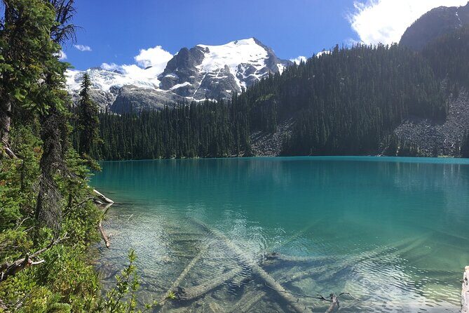 Private Hiking Day tour of Joffre Lakes Park - A Detailed Look at the Joffre Lakes Private Tour