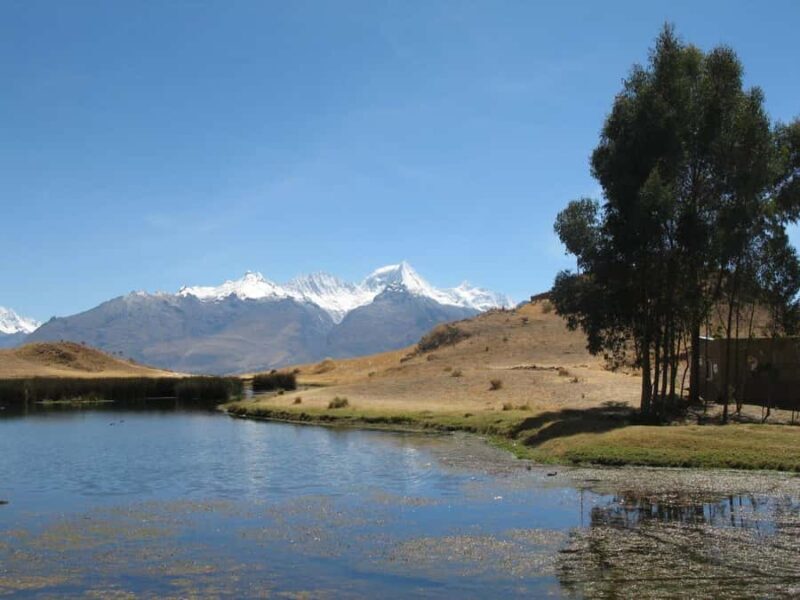 Private hiking route through the Wilcacocha lagoon. - Key Points