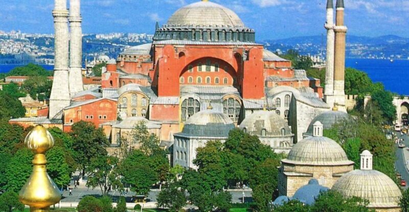 Private Historic Istanbul Half-Day Sightseeing Tour - Authentic Experiences and What Travelers Say