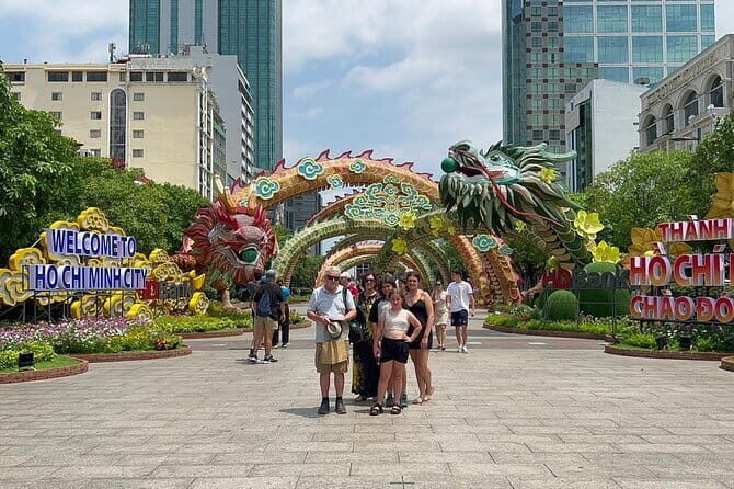 Private Ho Chi Minh City Sightseeing With Female Tour Guide - A Closer Look at the Ho Chi Minh City Tour